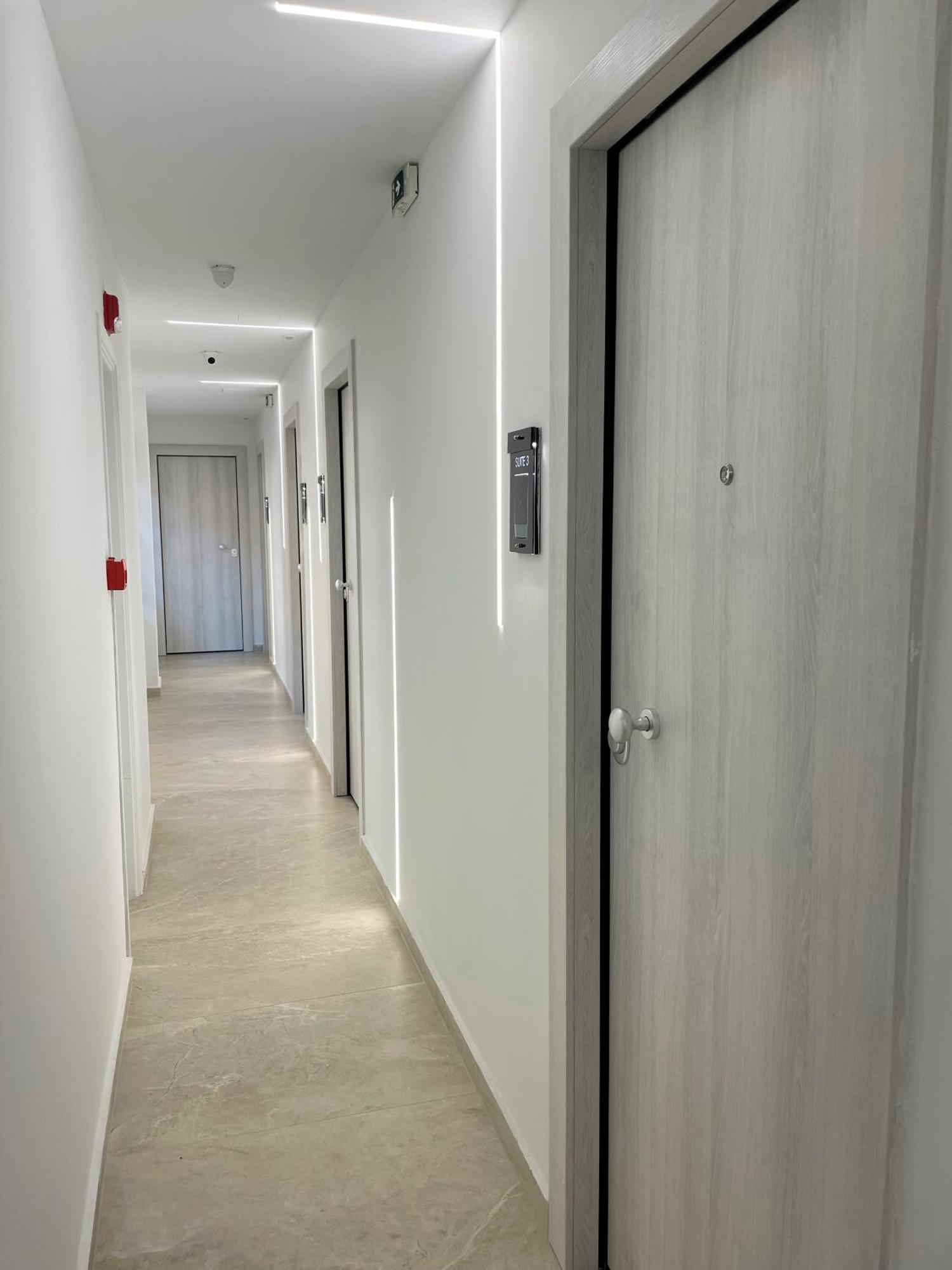 Chic Centre Suites Athens Ngoại thất bức ảnh
